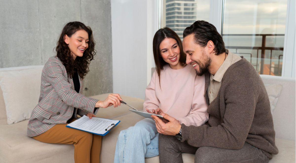 Side View Real Estate Agent Presenting House